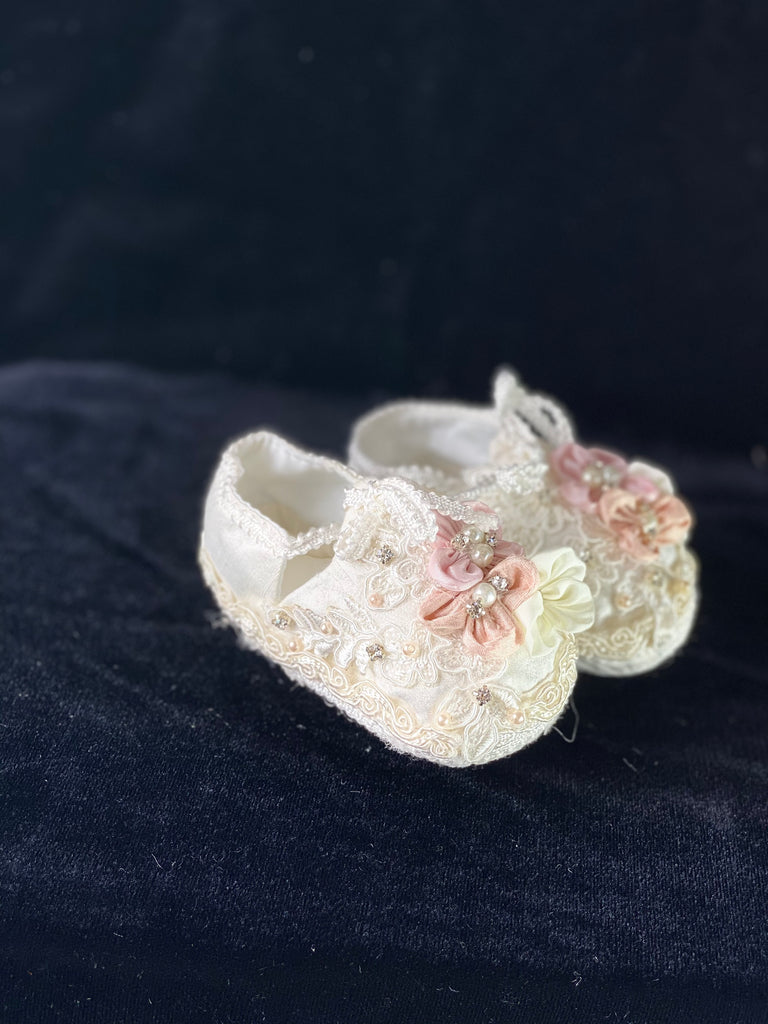 Elegant handmade ivory / white baby girl shoes with embroidery, lace, flowers, and jewels (pearls and crystals).